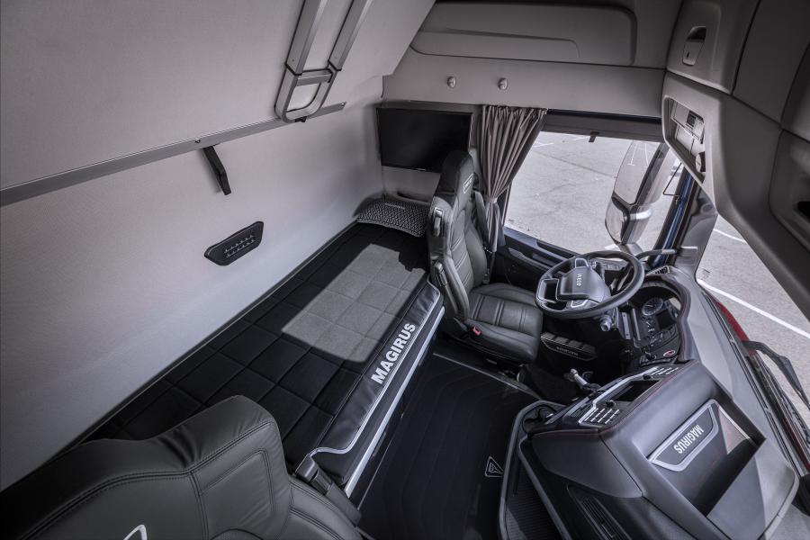 Интерьер Iveco S-WAY Magirus Concept 2019 года  (фото 30 из 30)